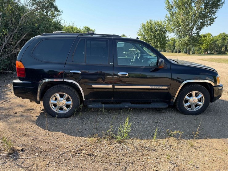 2004-gmc-envoy-image-6