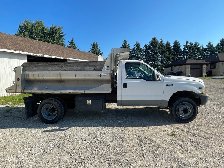 2002-ford-f550-xl-image-4