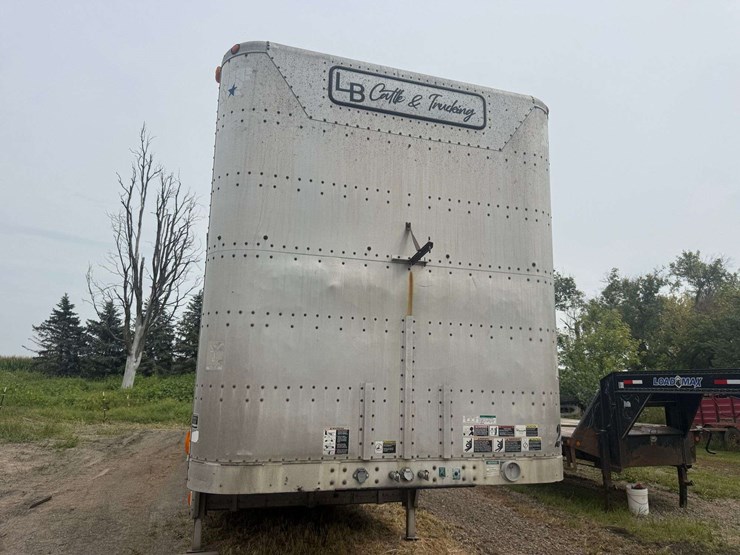2003-wilson-livestock-trailer-image-6
