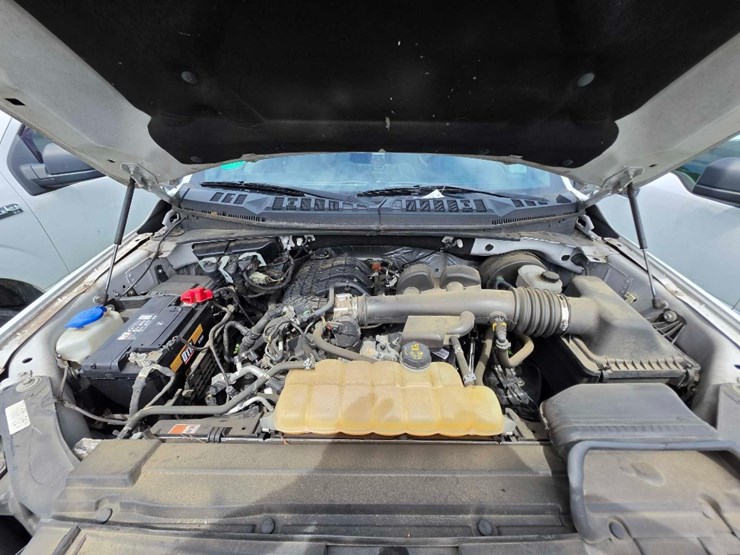 2018-ford-f150-xl-image-15