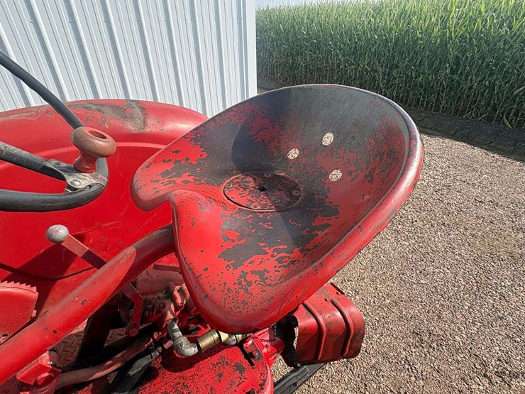 massey-ferguson-30-image-28