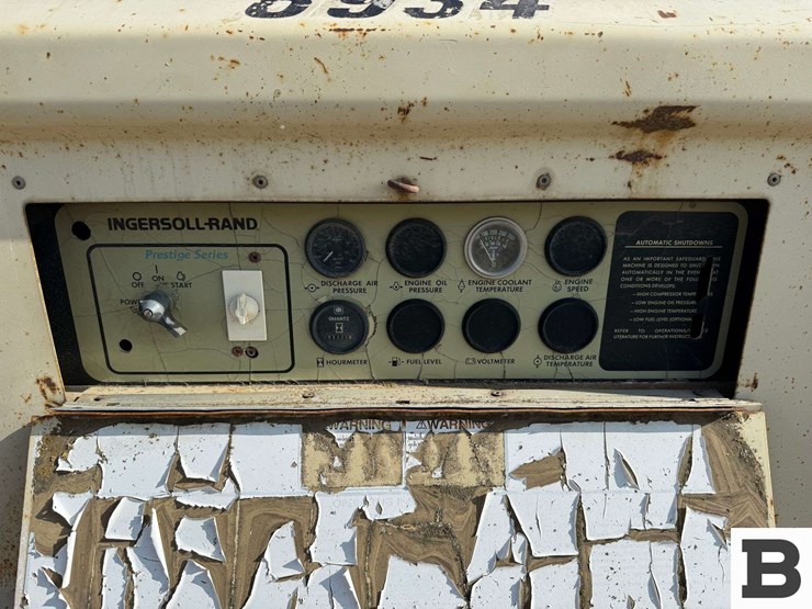 1995-ingersoll-rand-p185wjd-185-cfm-portable-air-compressor-image-12