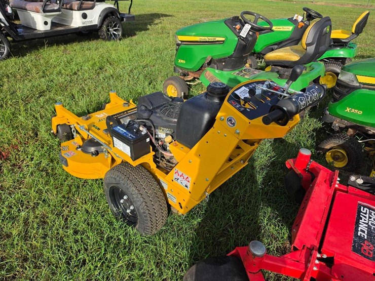 119---hustler-trimstar-walk-behind-zero-turn-mower-image-3