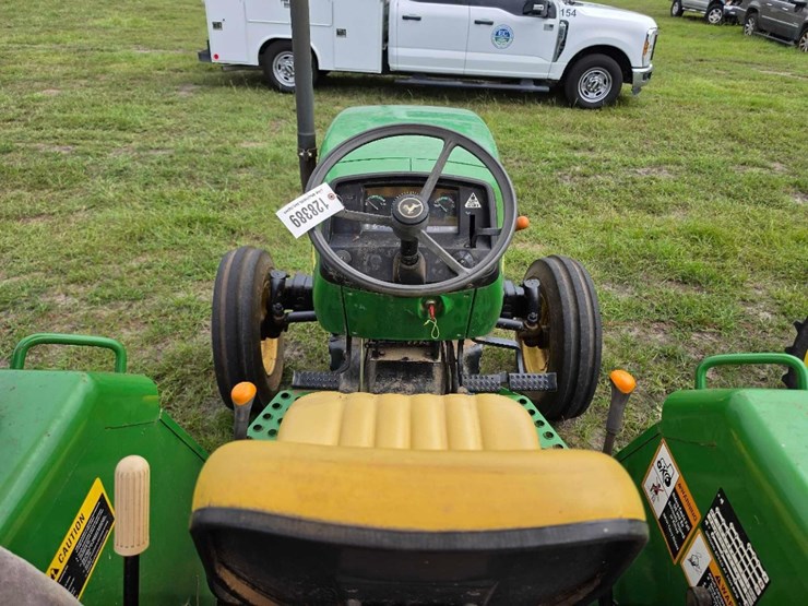 john-deere-5203-image-6