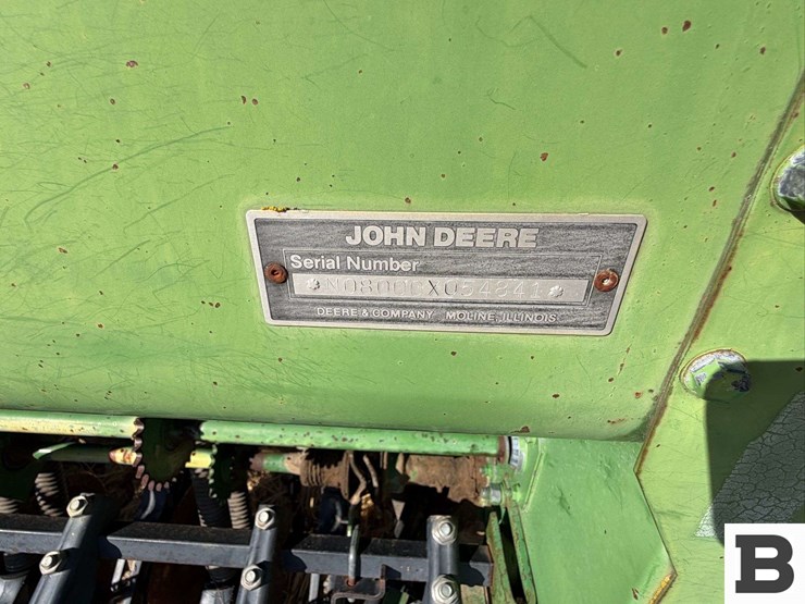 john-deere-8350-image-40