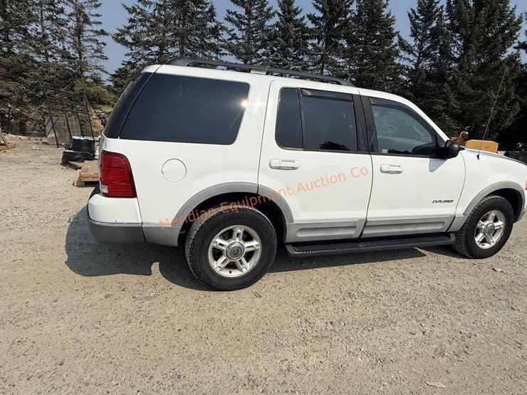 2002-ford-explorer-xlt-image-7