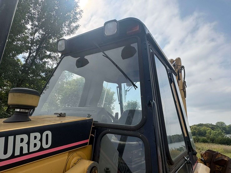 1995-caterpillar-426b-image-47
