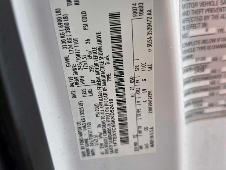 2019-ford-f150-xl-image-14