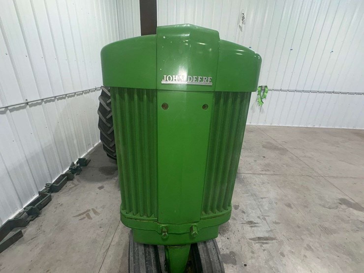 1955-john-deere-60-image-32