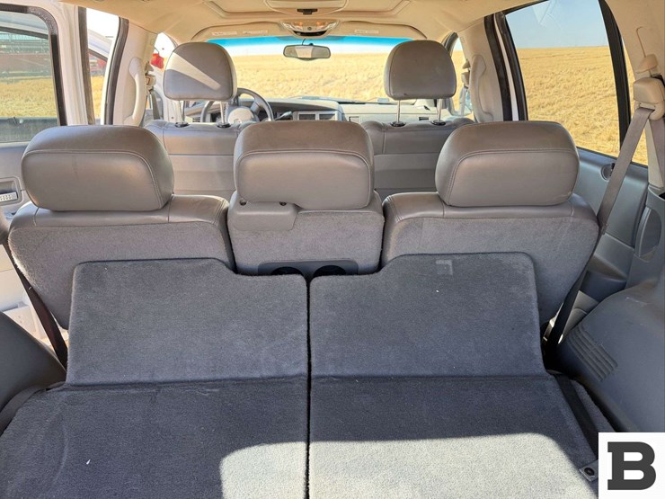 2005-dodge-durango-image-21