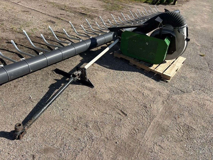 john-deere-630f-image-17