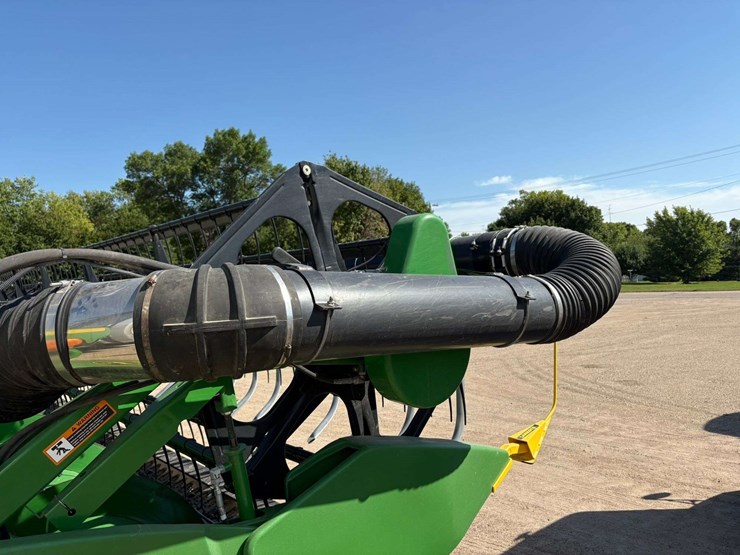 john-deere-630f-image-2