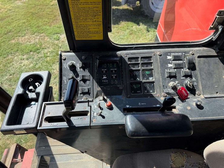 case-ih-1660-image-37