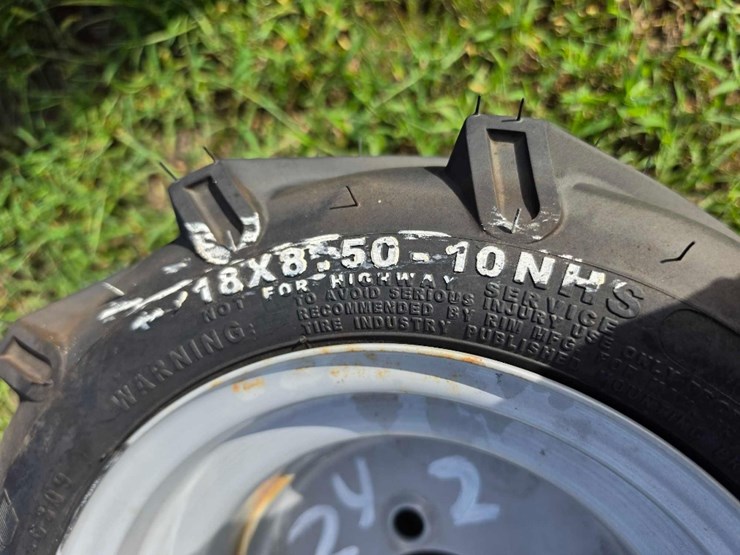 242---2-lawn-trac-18x8.50-10nhs-image-3