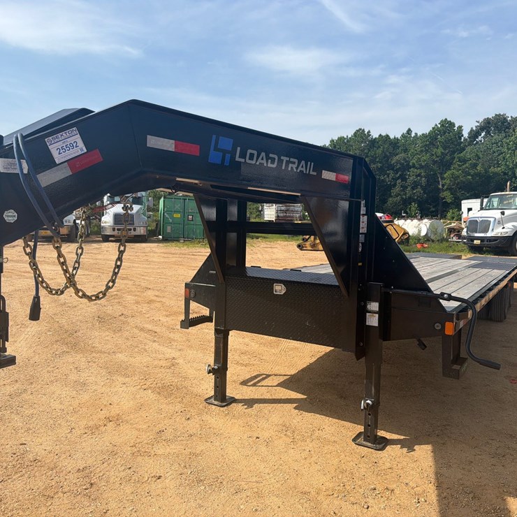 #25592 • 2024 25ft Load Trail Low Pro Gooseneck Trailer