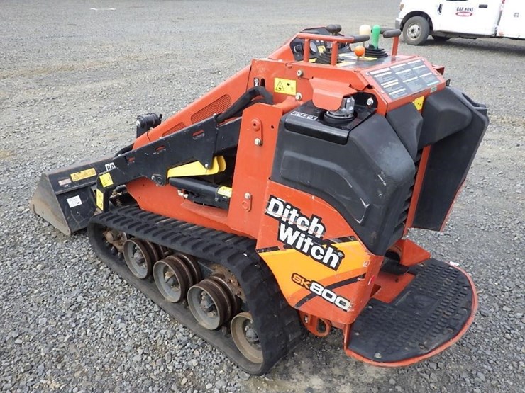 2021-ditch-witch-sk800-image-3