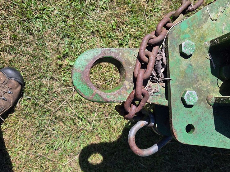john-deere-2210-image-10