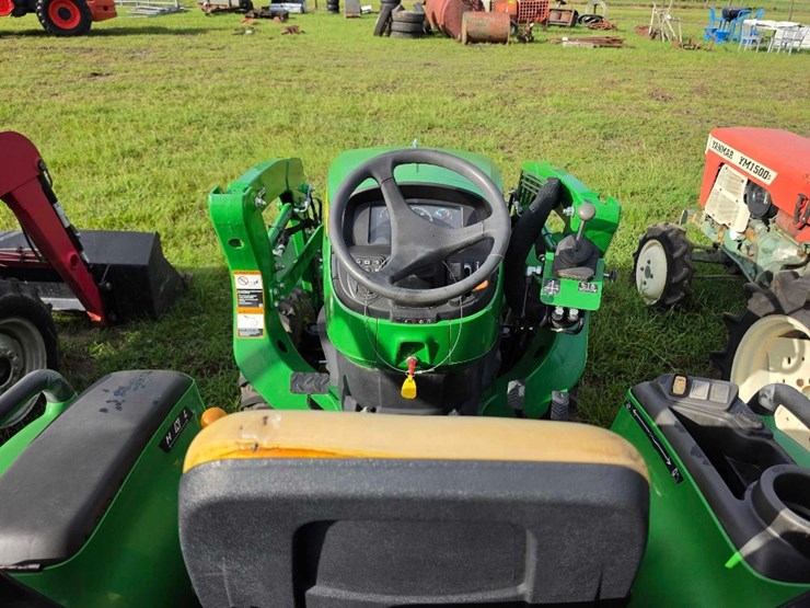john-deere-3032e-image-6