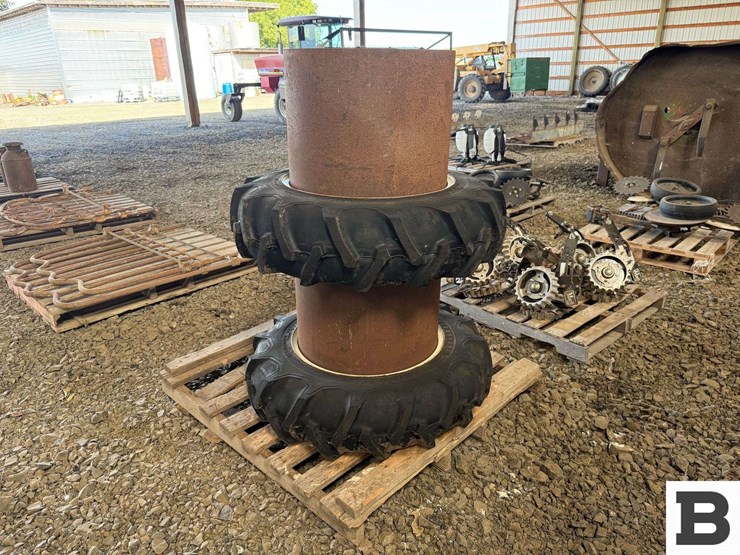 11.2-24-tractor-tires-on-rims-w/-wheel-spacers-image-4