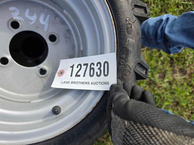 244---2-lawn-trac-18x8.50-10nhs-image-4