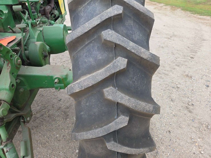 john-deere-620-image-9