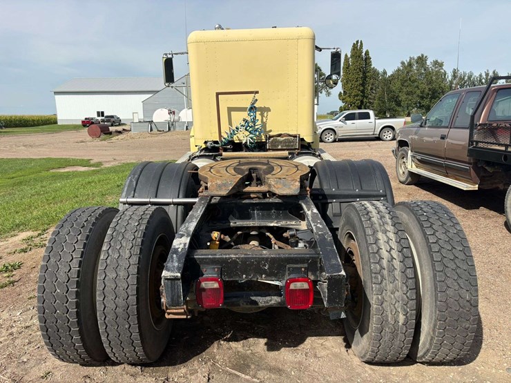1990-cummins-855-image-4
