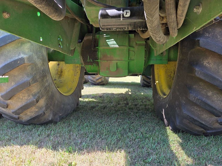 1992-john-deere-8760-image-32
