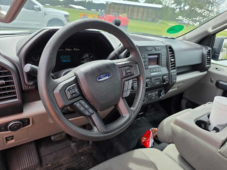 2018-ford-f150-xl-image-12