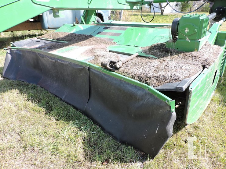 john-deere-835-image-3