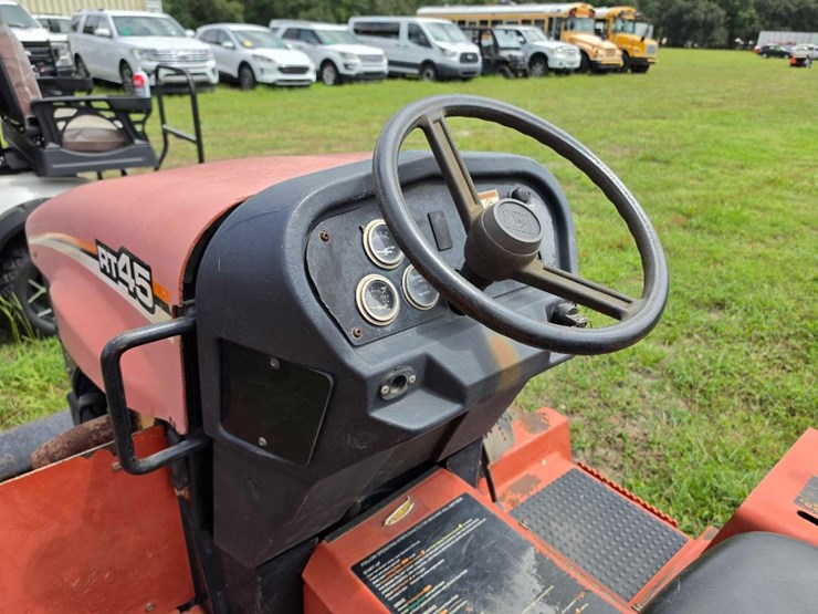 ditch-witch-rt45-image-13