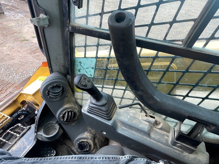 caterpillar-279d3-image-33
