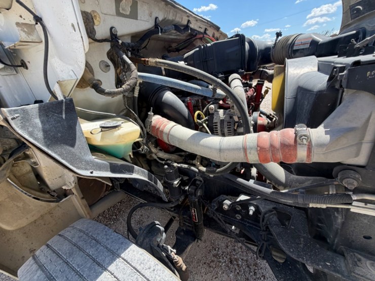 2015-ford-f750-image-12