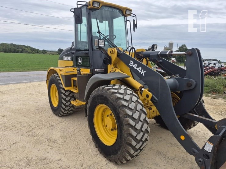 2016-deere-344k-image-7