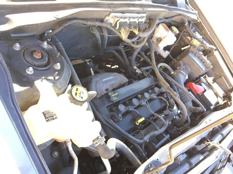 2012-ford-escape-xlt-image-5