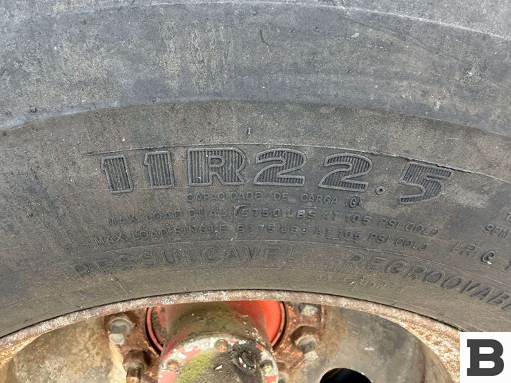 1974-titan-trailer-image-26