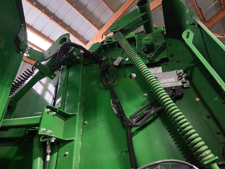 2023-john-deere-560r-image-24