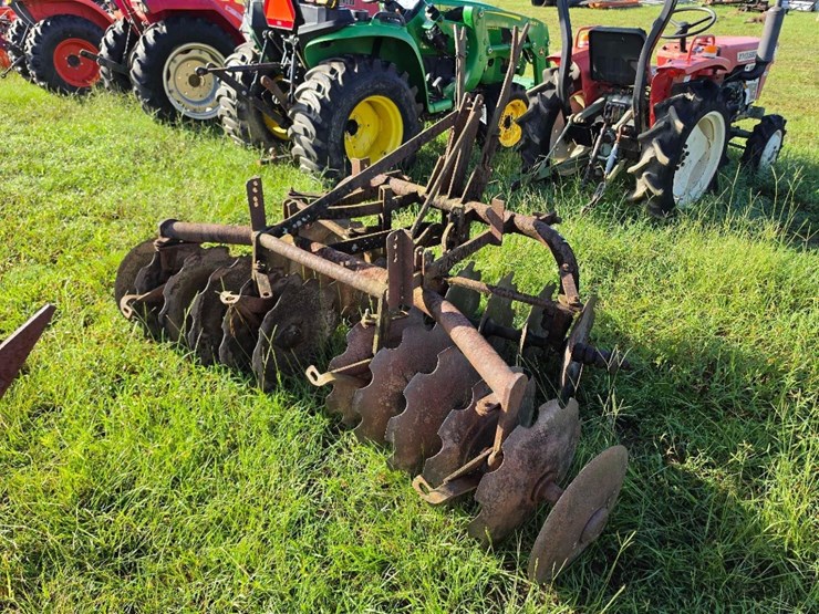 massey-ferguson-7-image-4