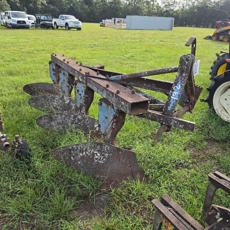 192 - 4 ROW OFFSET BOTTOM PLOW