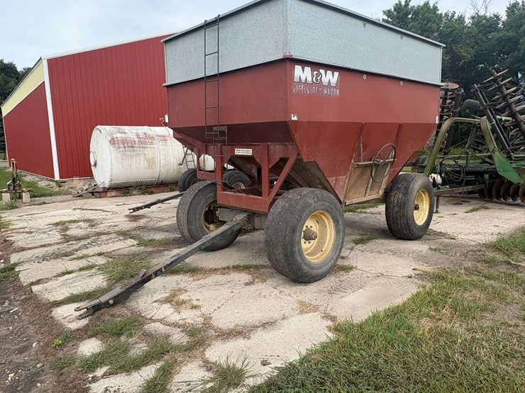 m&w-little-red-wagon-image-1