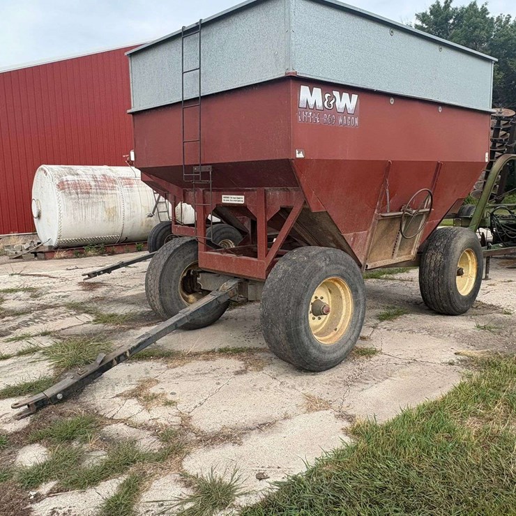 M&W LITTLE RED WAGON