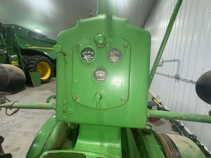 1955-john-deere-60-image-24