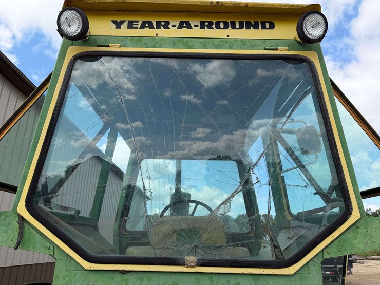 john-deere-4020-image-21