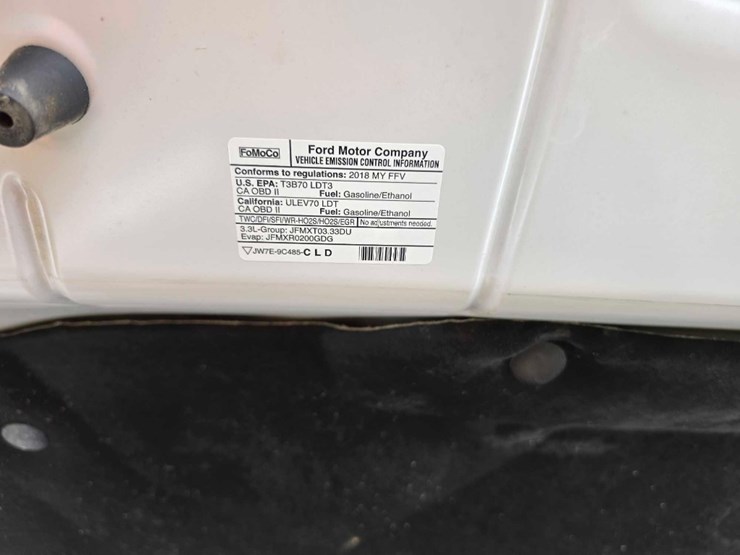 2018-ford-f150-xl-image-18