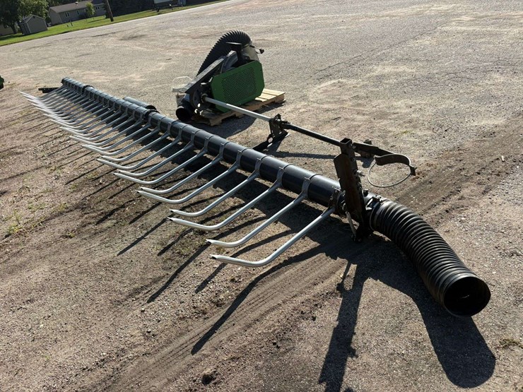 john-deere-630f-image-25
