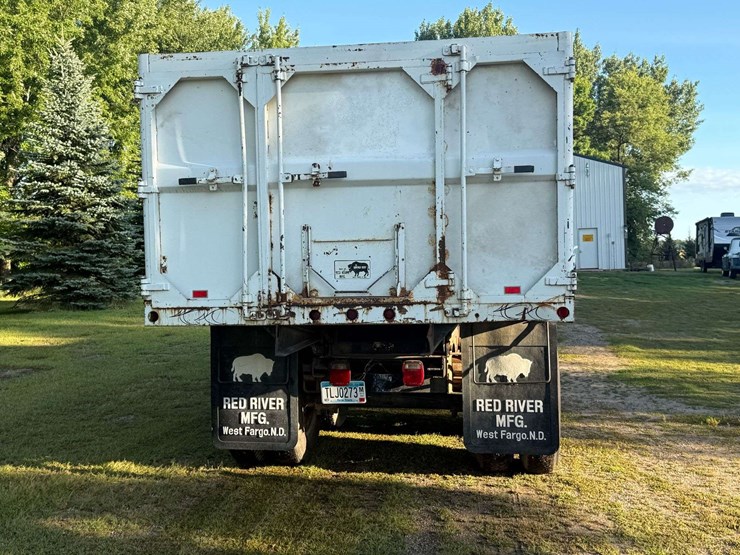 1977-chevrolet-c65-image-13