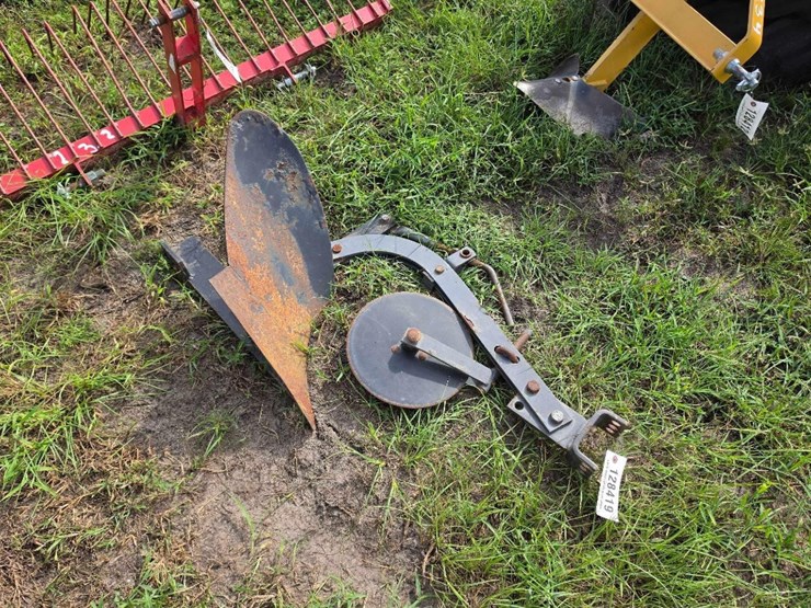 233---1-row-turn-plow-image-2