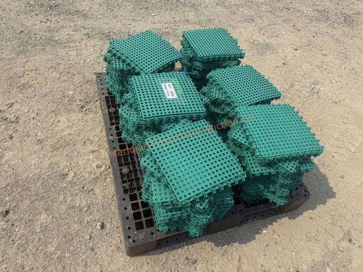 ~477--interlocking-rubber-floor-tiles-image-11