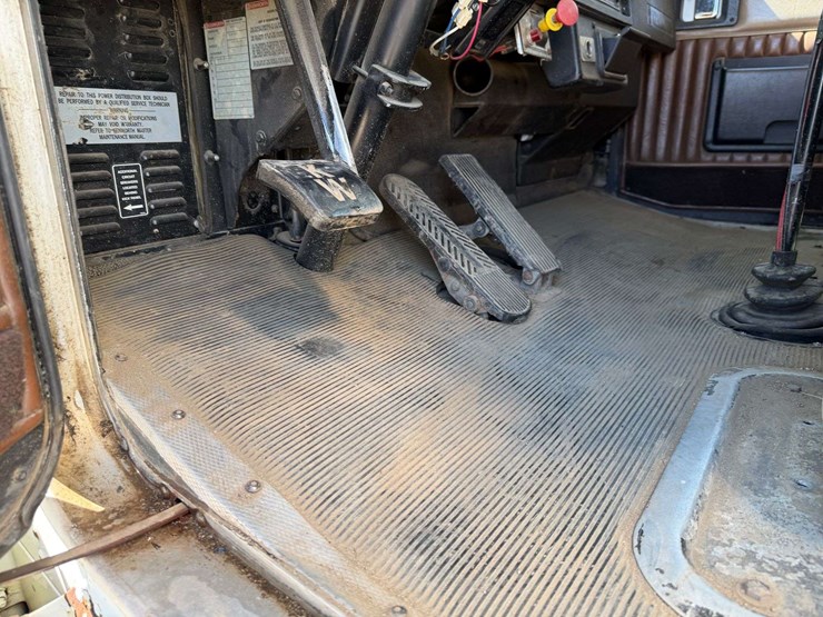 1994-kenworth-t600-image-59