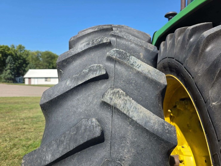 1977-john-deere-4430-image-36