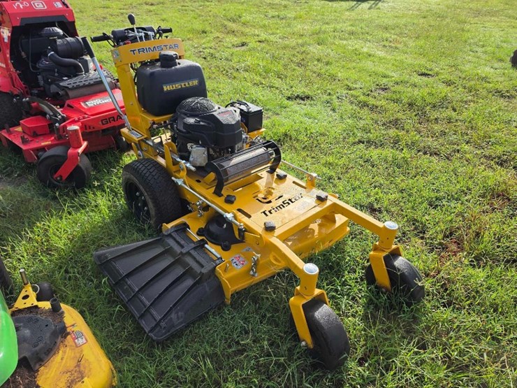 119---hustler-trimstar-walk-behind-zero-turn-mower-image-1